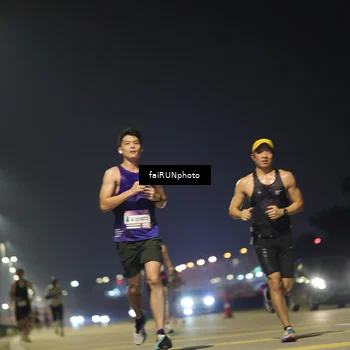 Runner Photo 7318825