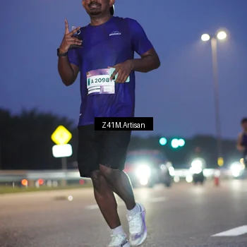 Runner Photo 7318828
