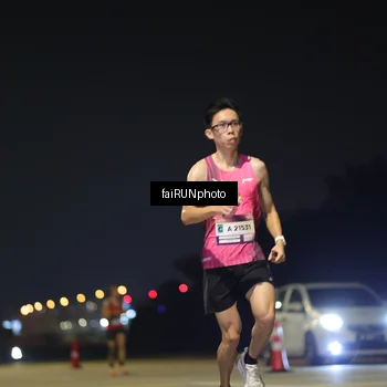 Runner Photo 7318856