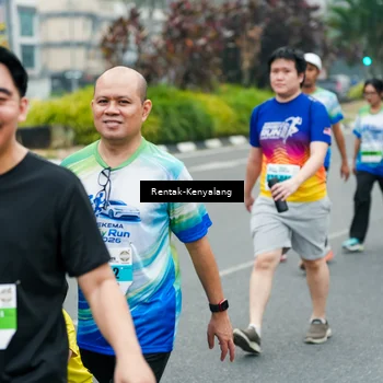 Runner Photo 7318859