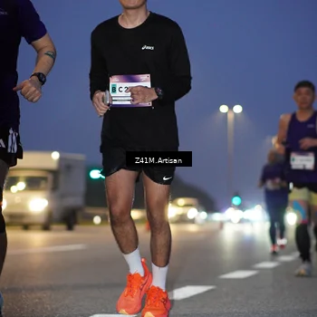 Runner Photo 7318899