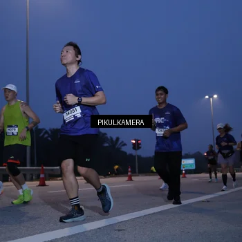 Runner Photo 7318908
