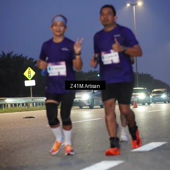 Runner Photo 7318914
