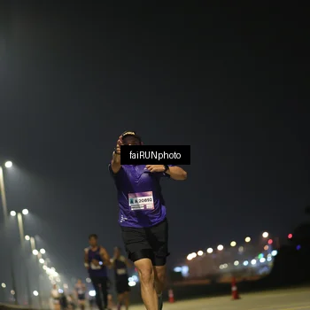Runner Photo 7318947