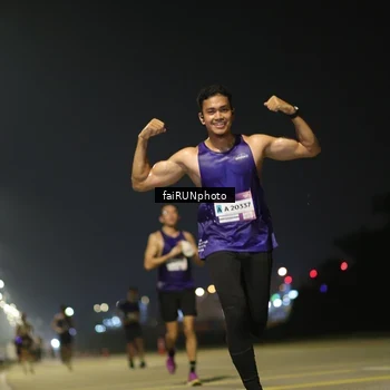 Runner Photo 7318972