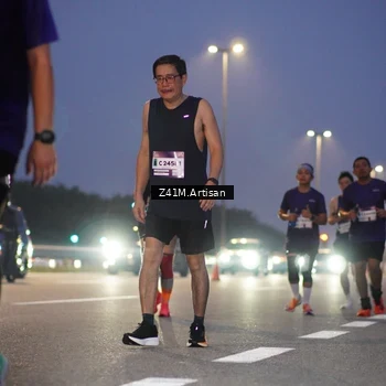 Runner Photo 7318984