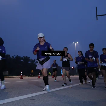 Runner Photo 7319012