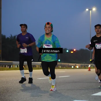 Runner Photo 7319026