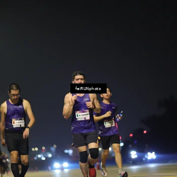 Runner Photo 7319028