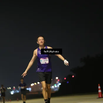 Runner Photo 7319036