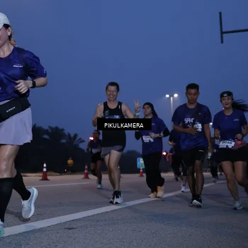 Runner Photo 7319042