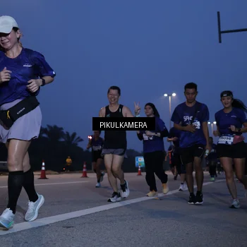Runner Photo 7319053