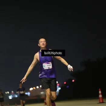 Runner Photo 7319055