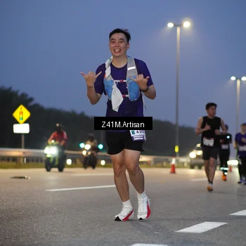 Runner Photo 7319080