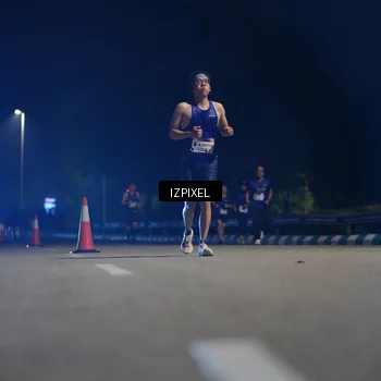 Runner Photo 7319083