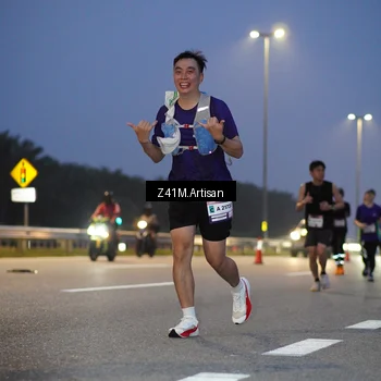 Runner Photo 7319102