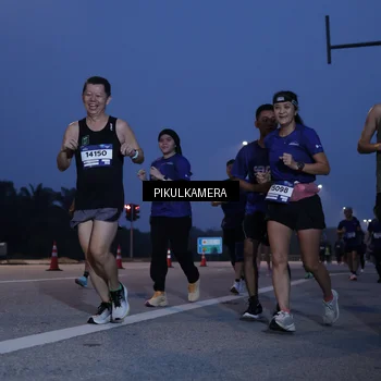 Runner Photo 7319112