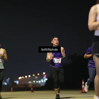 Runner Photo 7319137