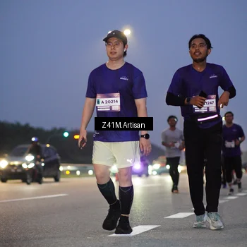 Runner Photo 7319379