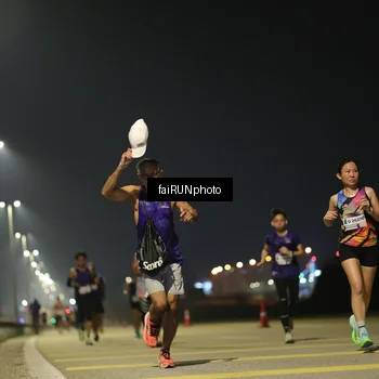 Runner Photo 7319415