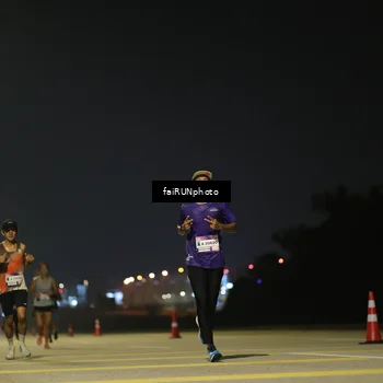 Runner Photo 7319476