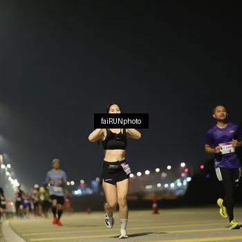 Runner Photo 7319546
