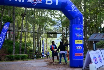 Runner Photo 73197