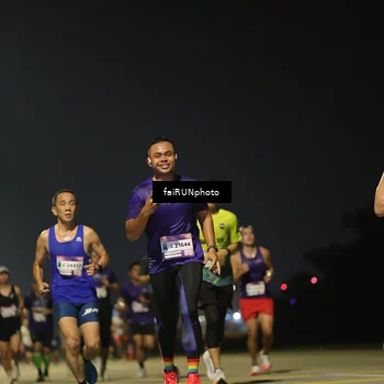 Runner Photo 7319789