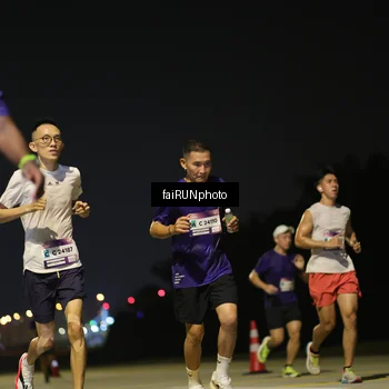 Runner Photo 7319834