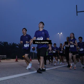 Runner Photo 7319875