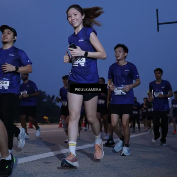 Runner Photo 7319905
