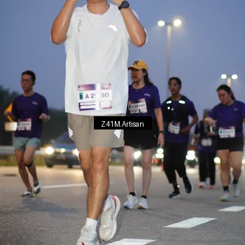 Runner Photo 7320031