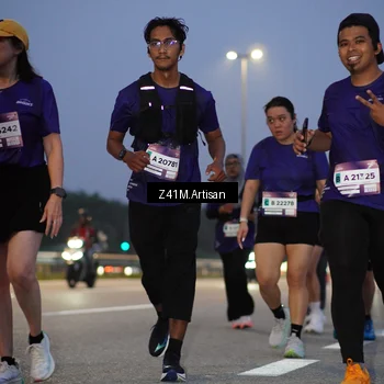 Runner Photo 7320040