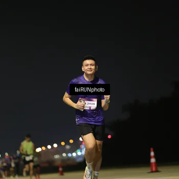 Runner Photo 7320090