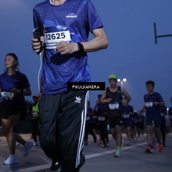 Runner Photo 7320139