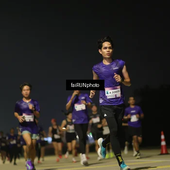 Runner Photo 7320190
