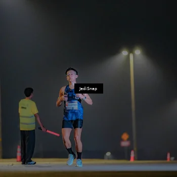 Runner Photo 7320273
