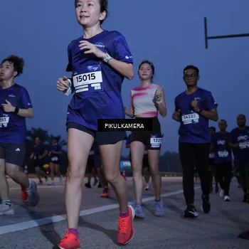 Runner Photo 7320305