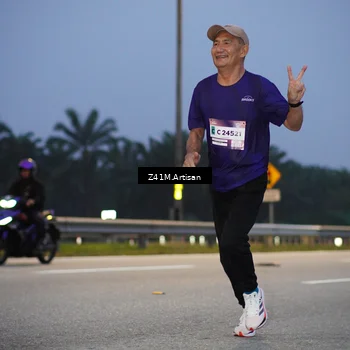Runner Photo 7320315