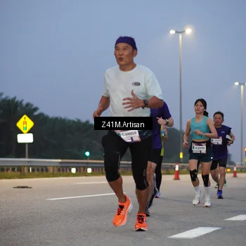 Runner Photo 7320331