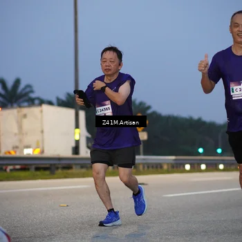 Runner Photo 7320347