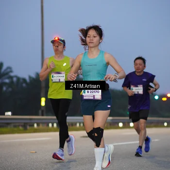 Runner Photo 7320351