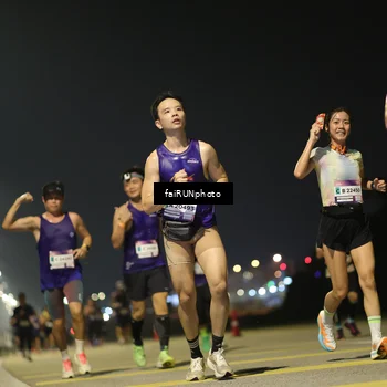 Runner Photo 7320367