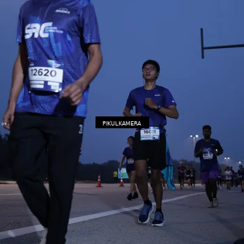 Runner Photo 7320392