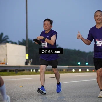 Runner Photo 7320409