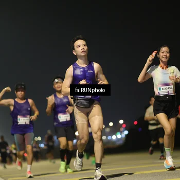 Runner Photo 7320412