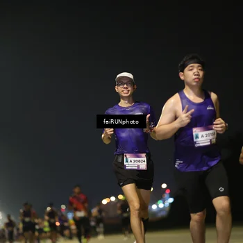 Runner Photo 7320441