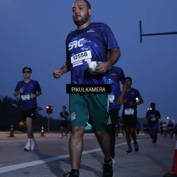 Runner Photo 7320500