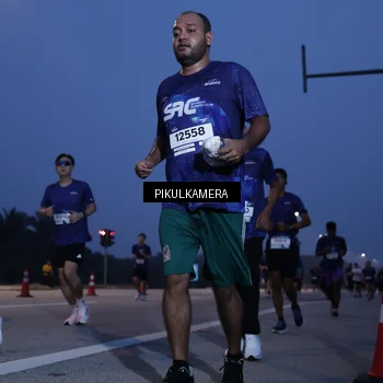 Runner Photo 7320501