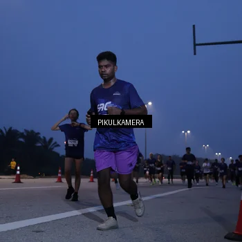 Runner Photo 7320513
